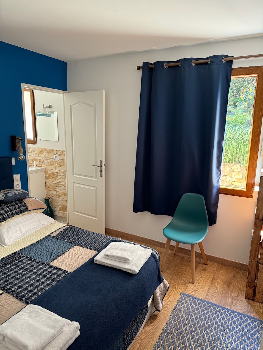 Lyon Mon Amour B&B - Hôtel Lyon & Saint-Cyr-au-Mont-d'Or Hotel 2