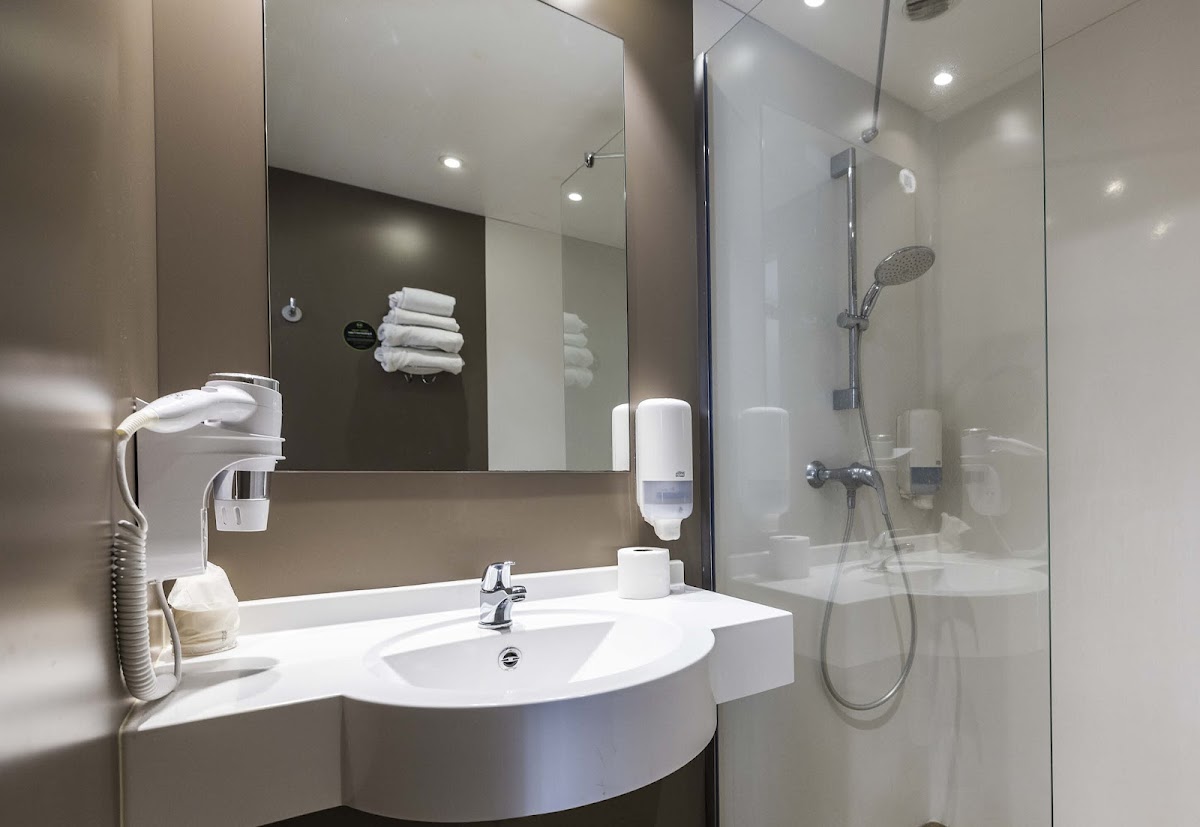 B&B HOTEL Perpignan Saleilles Hotel 3