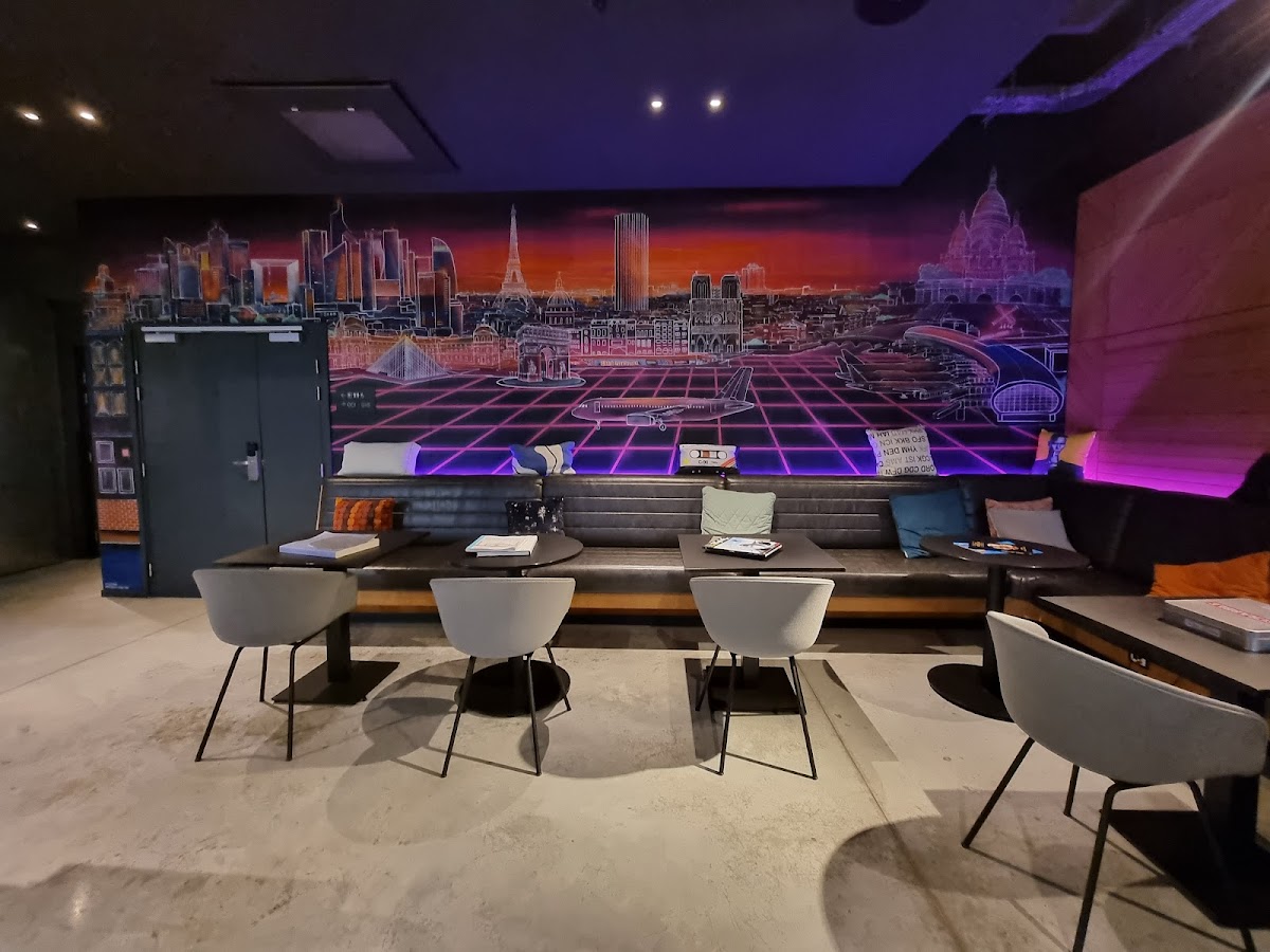 Moxy Paris Charles de Gaulle Airport Hotel 3
