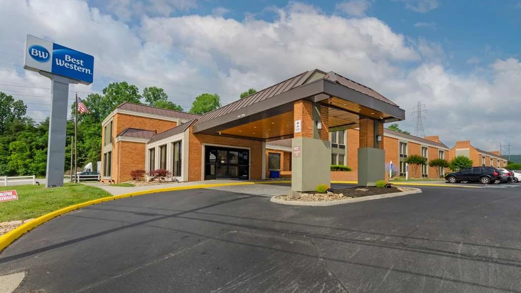 Best Western North Roanoke Hotel 1