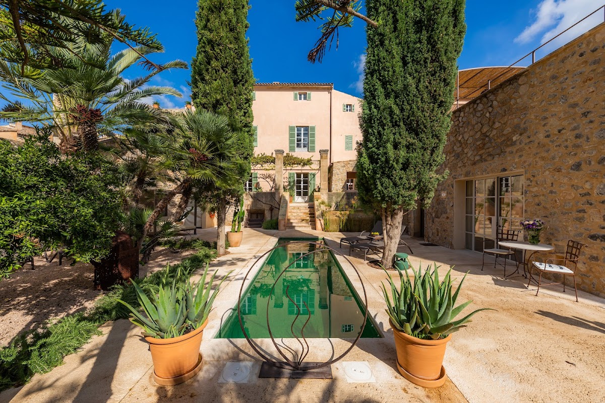 Yartan Boutique Hotel