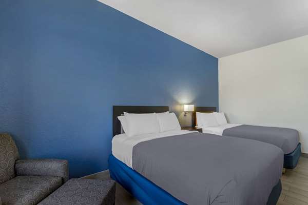 Rodeway Inn Wesley Chapel Hotel 2