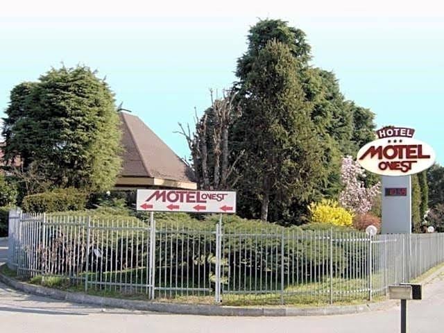 motel ovest Hotel 3