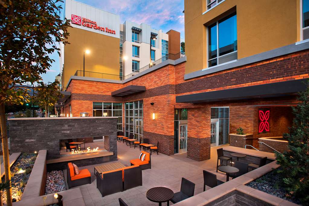 Hilton Garden Inn Burbank Los Angeles Hotel 1