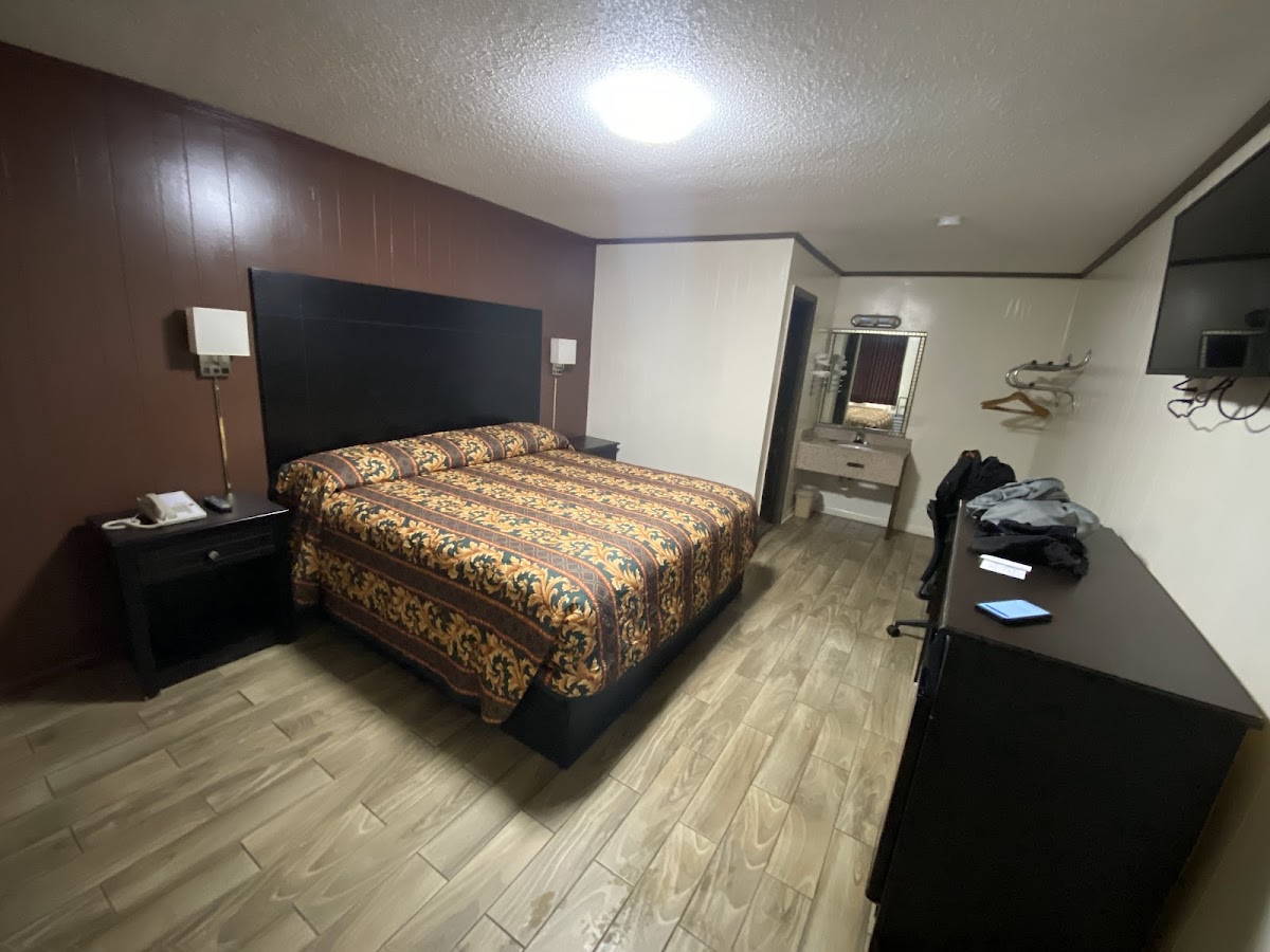 Traveler's Inn
