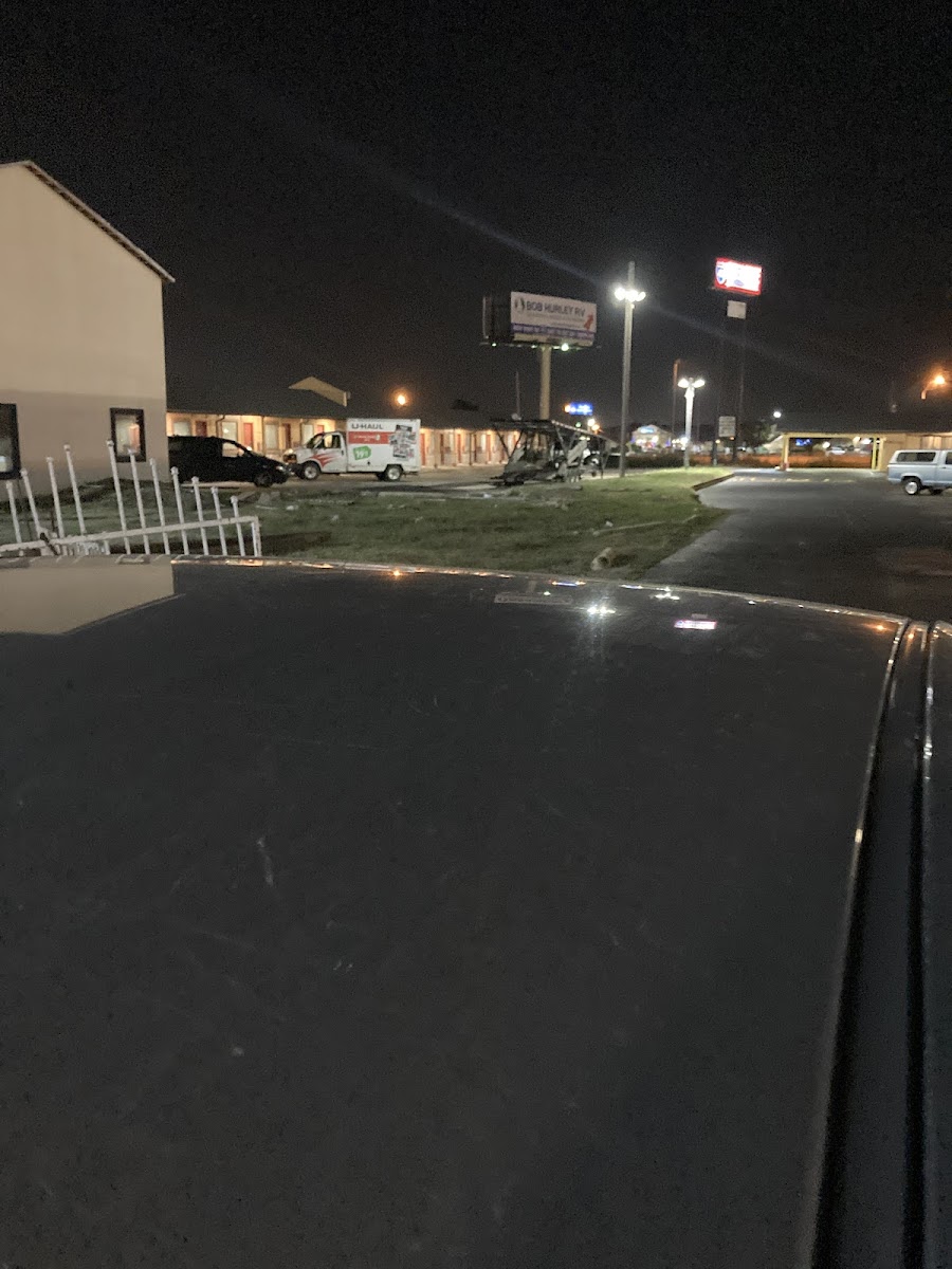 Interstate Inn Hotel 2