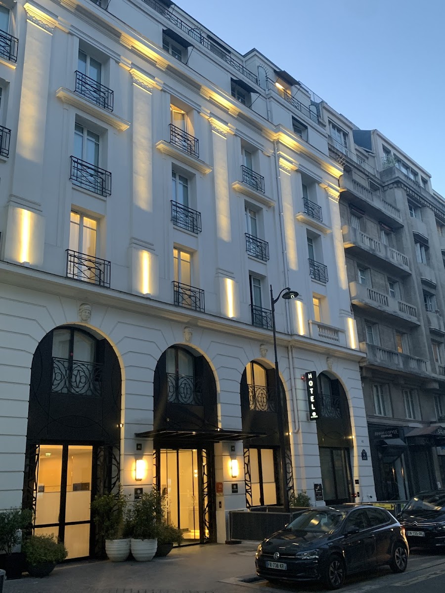 Le Tsuba Hotel